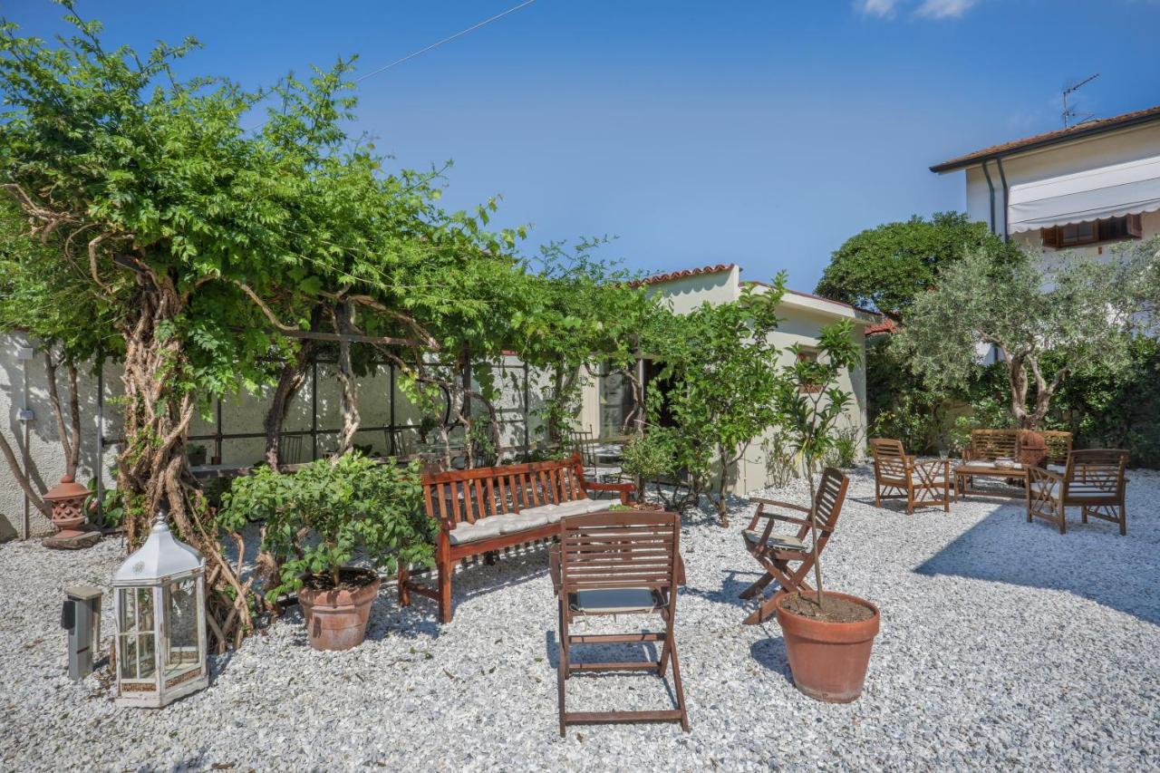 I Levrieri Hotel Torre del Lago Puccini Bagian luar foto